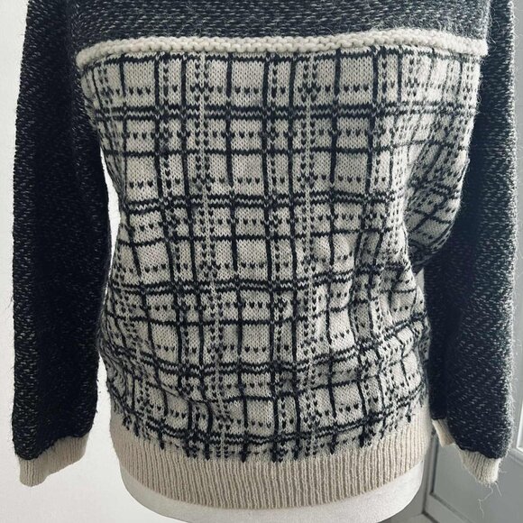 LOFT Soft Alpaca Blend Ivory & Charcoal Plaid Textured Knit Sweater – US M - Picture 4 of 11
